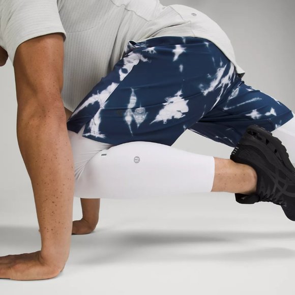 lululemon T.H.E. Linerless Short 9" - Picture 1 of 5